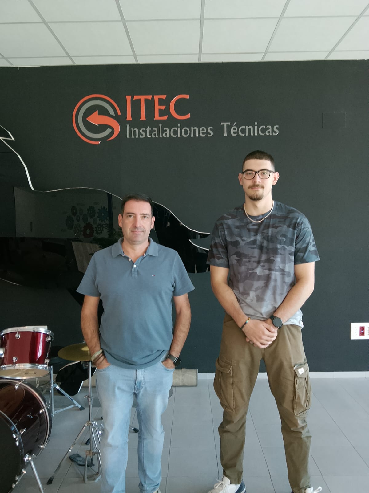 Danish Erasmus+ VET trainee working at ITEC Instalaciones Técnicas, a technical installation company in Córdoba